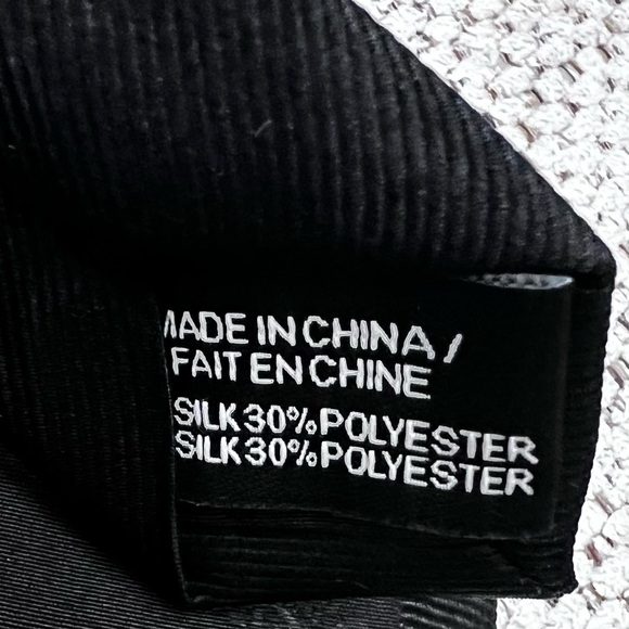 NWT Ralph Lauren Boys Solid Crest Tie! - Picture 6 of 7